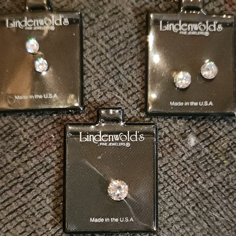 Lindenwold's Fine Jewelers  Gemstones